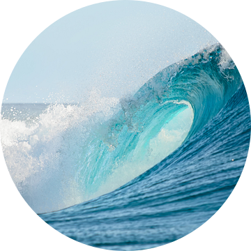 Het oog van een perfecte golf om te surfen in de Grote Oceaan van iPics Photography