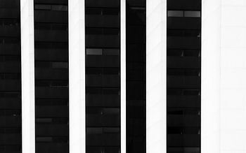 Abstract rotterdam in black and white II