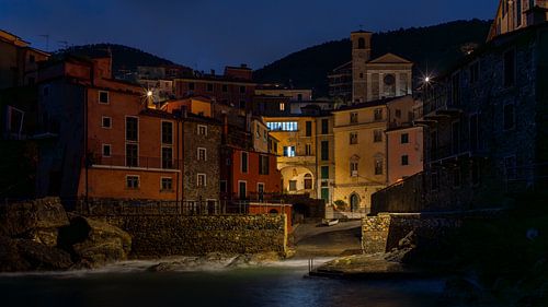 'Home Alone' at Marina di Tellaro