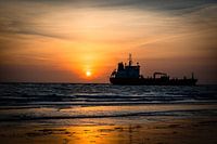 Ship on the horizon