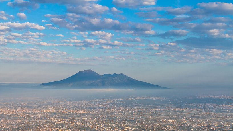 Misty Vesuvio par Teun Ruijters