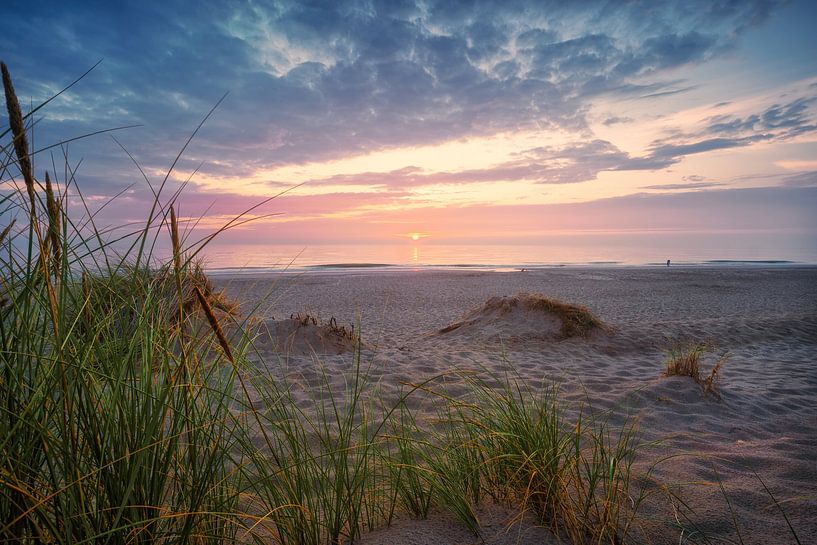 Sunset at the Dutch coast by Martin Podt