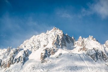 Les montagnes d'Andermatt sous la magie de l'hiver sur Leo Schindzielorz