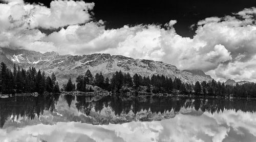 Laghetto di Lagazzuolo Valmalenco Panorama - Alpensee Lombardei von Dirk Wüstenhagen