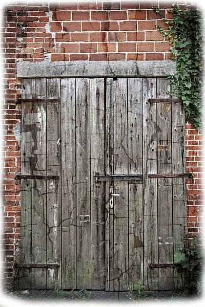 Gateway to the past by Rolf Pötsch