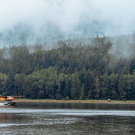 Floatplane landing - Glendale Cove, British Columbia van Joris de Bont