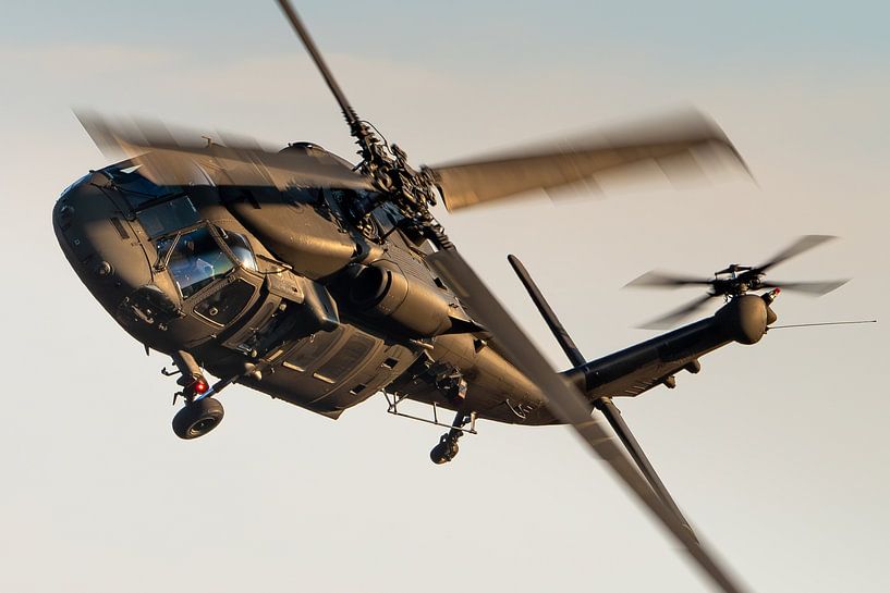 De Sikorsky UH-60 Black Hawk bij prachtig zonlicht van KC Photography