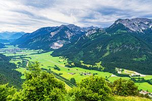 Blick vom Falkenstein auf die Berge der Allgäuer Alpen