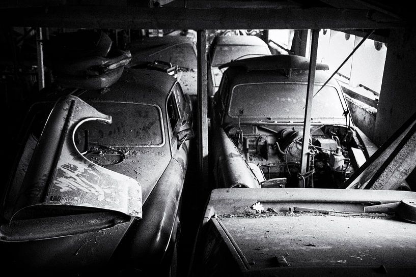 Volvo Amazons at Urbex Location, black and white with film grain by Ger Beekes