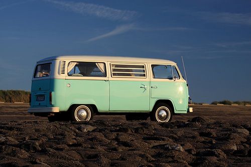 Retro Volkswagen Transporter