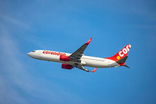 Corendon passagiersvliegtuig PH CDH