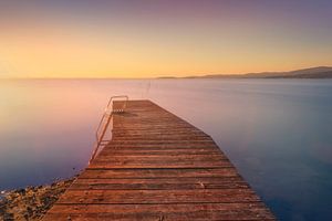 Holzsteg am Trasimeno-See, Italien