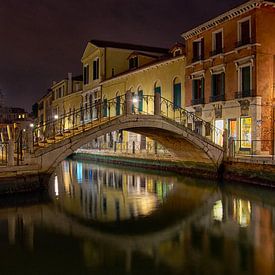 Venedig - eine Brücke bei Nacht