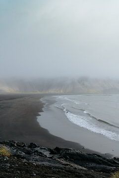 Plage noire sur Myrthe Vlasveld