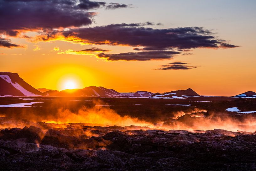 Sunset Leirhnjukur Iceland by Henk Verheyen