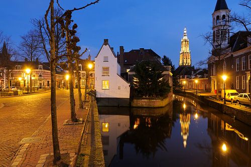 Langegracht in Amersfoort met Onze Lieve Vrouwetoren op de achtergrond