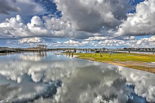 Flooded plains near Deventer