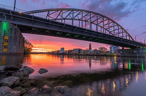 Spektakulärer Sonnenuntergang John Frostbrug Arnhem