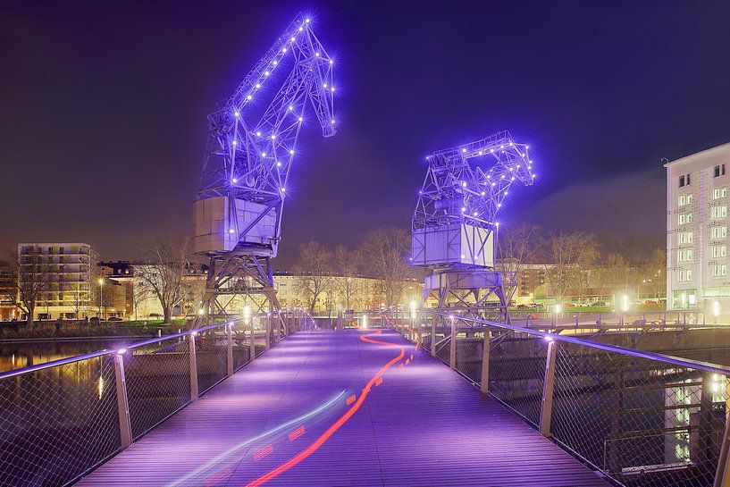 Presqu'île Malraux Kräne bei Nacht von Patrick Lohmüller