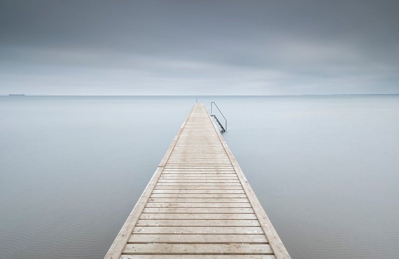 Steg im Meer (Middelfart - Dänemark) von Marcel Kerdijk