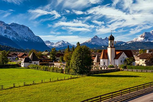 Idyllische kerk van St Jacob in Wallgau Opper-Beieren