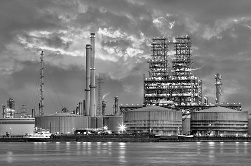 Petrochemical production plant at twilight_2 by Tony Vingerhoets