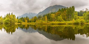 Herfst in Oberstdorf van Walter G. Allgöwer