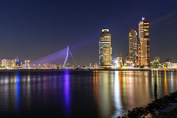 Erasmus bridge purple illuminated