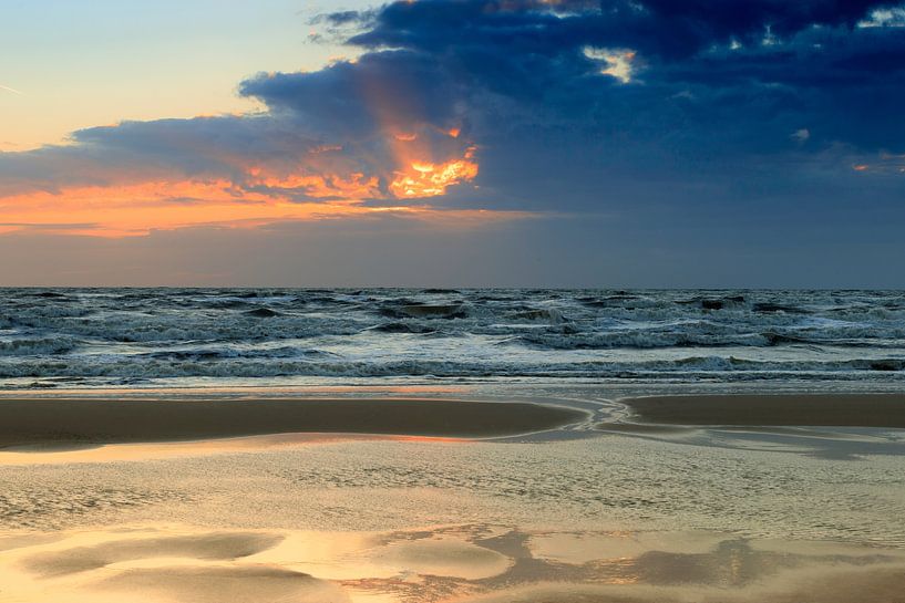 Dance of Light and Waves at Noordwijk aan Zee by Quirina Kamoen