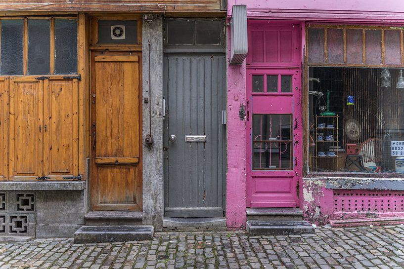 3 Doors by Stefaan Tanghe
