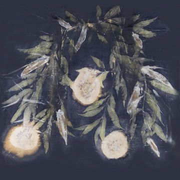 Ecoprint van twijgen op blauwhout achtergrond