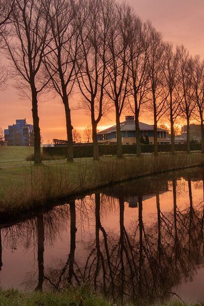 Sunrise in Zoetermeer by Kyra Hoekema