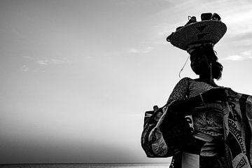 Portrait en noir et blanc Sénégal sur Babet Trommelen