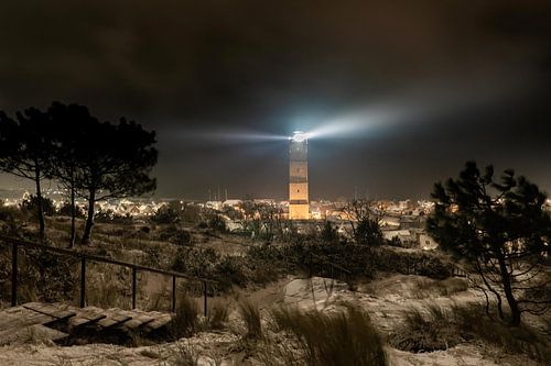 Het dorp bedekt onder de sneeuw van Marjolein van Roosmalen