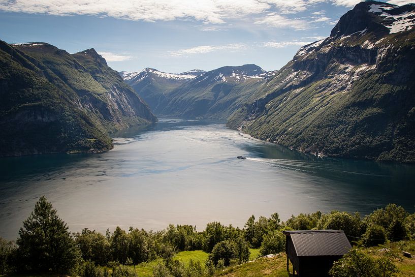 Geirangerfjord in Noorwegen van Marie-Christine Alsemgeest-Zuiderent