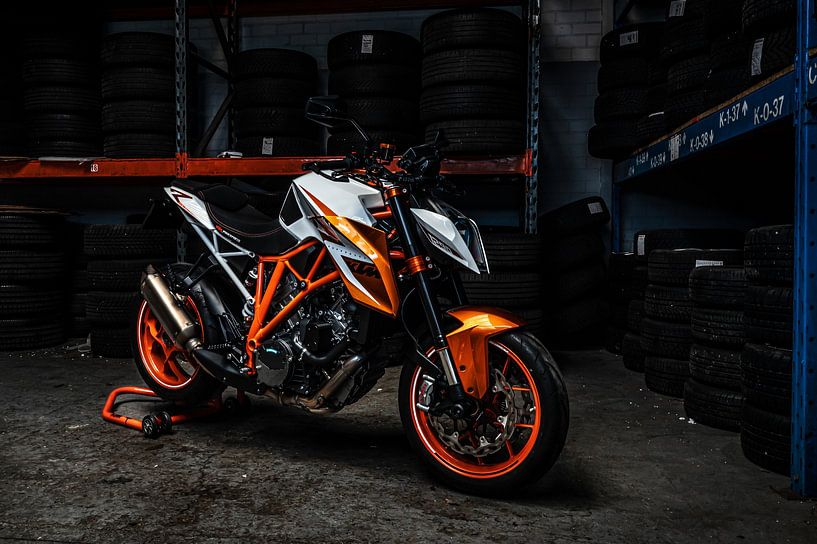 KTM 1290 SUPER DUKE Motorrad von Bas Fransen