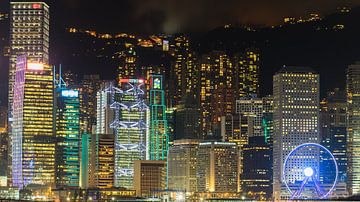 Hong Kong skyline by Shanti Hesse
