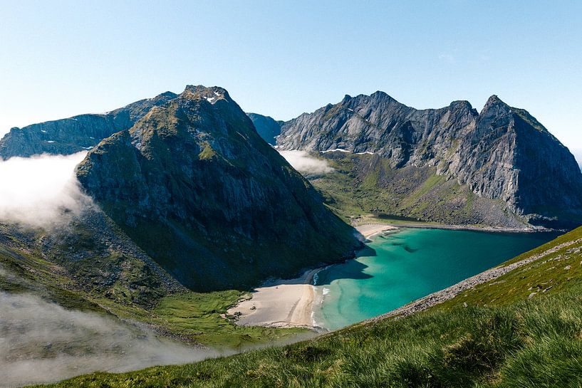 La plage de Kvalvika vue d'en haut par swc07