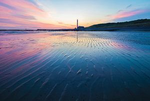 Blau-rosa Sonnenuntergang in Zeeland