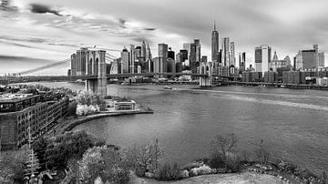 New York vanaf de Manhattan Bridge 1 van Kurt Krause