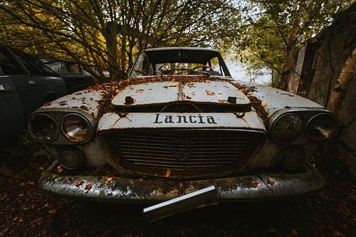 Verlaten Lancia Auto.