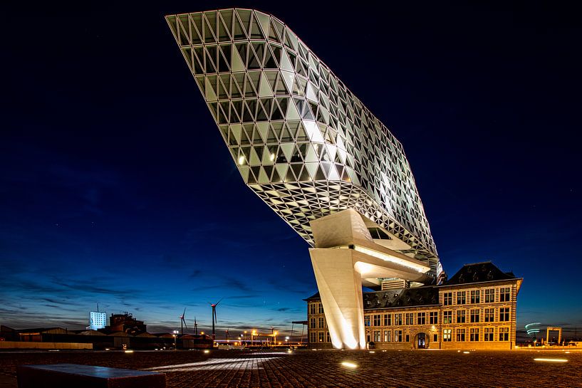 Havenhuis Antwerpen by Rene Van Putten