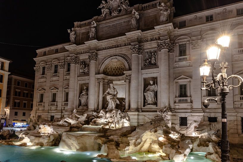 De Trevifontein (in het Italiaans: Fontana di Trevi) is de grootste en bekendste fontein van Rome. van Jaap van den Berg