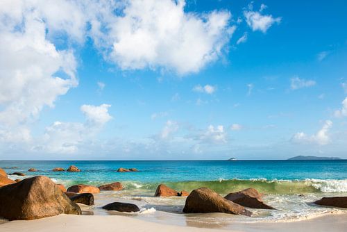 Anse Lazio strand op het eiland Praslin in de vroege ochtend