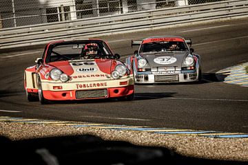 PORSCHE RSR 1974 vs. PORSCHE 2L TURBO 1974 LE MANS von David BILIEN