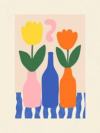 Des tulipes colorées dans des bouteilles – Art floral moderne sur StudioRemier