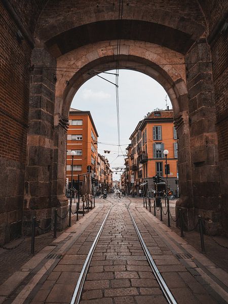 Milan by Hello Pompoyo