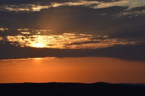 Een zonsopgang op een herfstmorgen