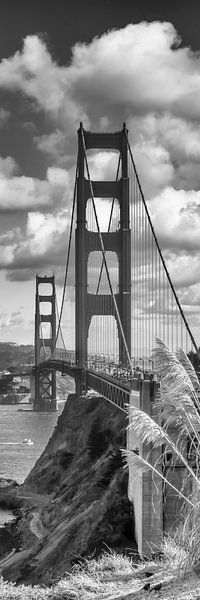 SAN FRANCISCO Golden Gate Bridge | monochrome by Melanie Viola