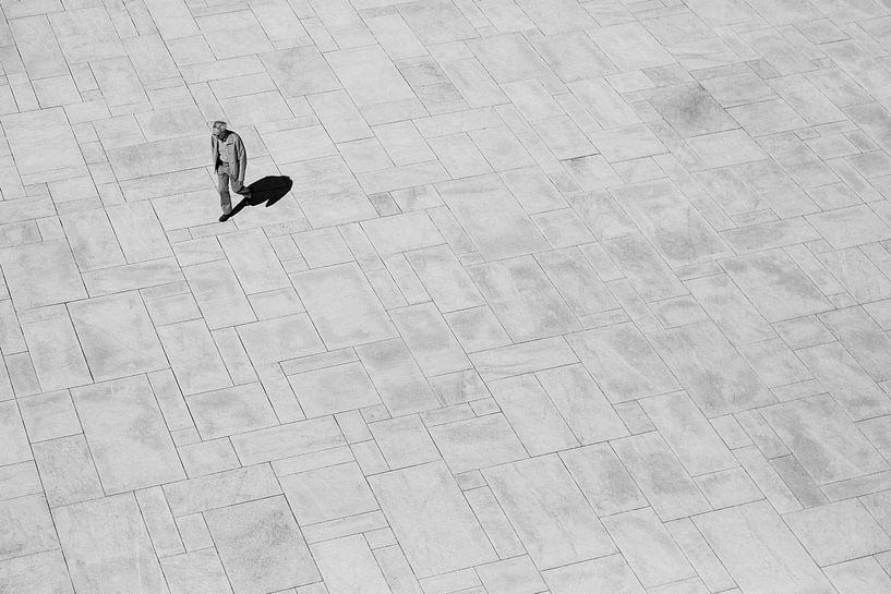 Leere in Oslo von Gijs de Kruijf